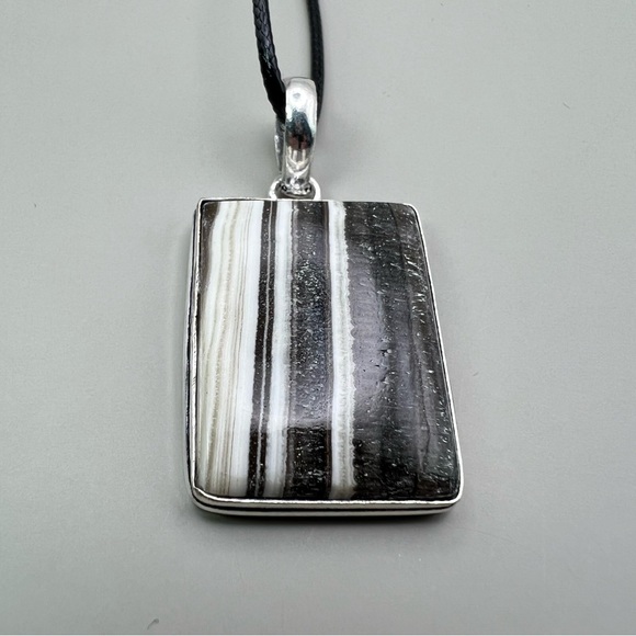 New Zebra Calcite Stone Silver Overlay Pendant Necklace with Cord - Picture 4 of 6